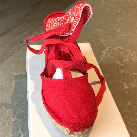 MIA Sandals - Picture 3 of 5